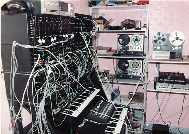 Home bedroom studio 1 .jpg